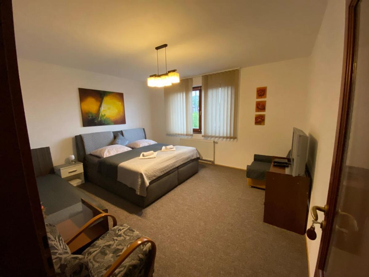 Brezno 2 Izbovy Apartman Sabi Εξωτερικό φωτογραφία