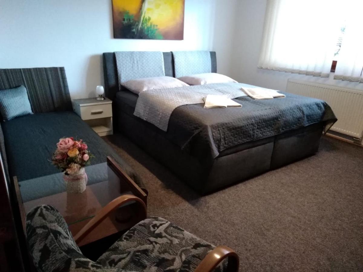 Brezno 2 Izbovy Apartman Sabi Εξωτερικό φωτογραφία