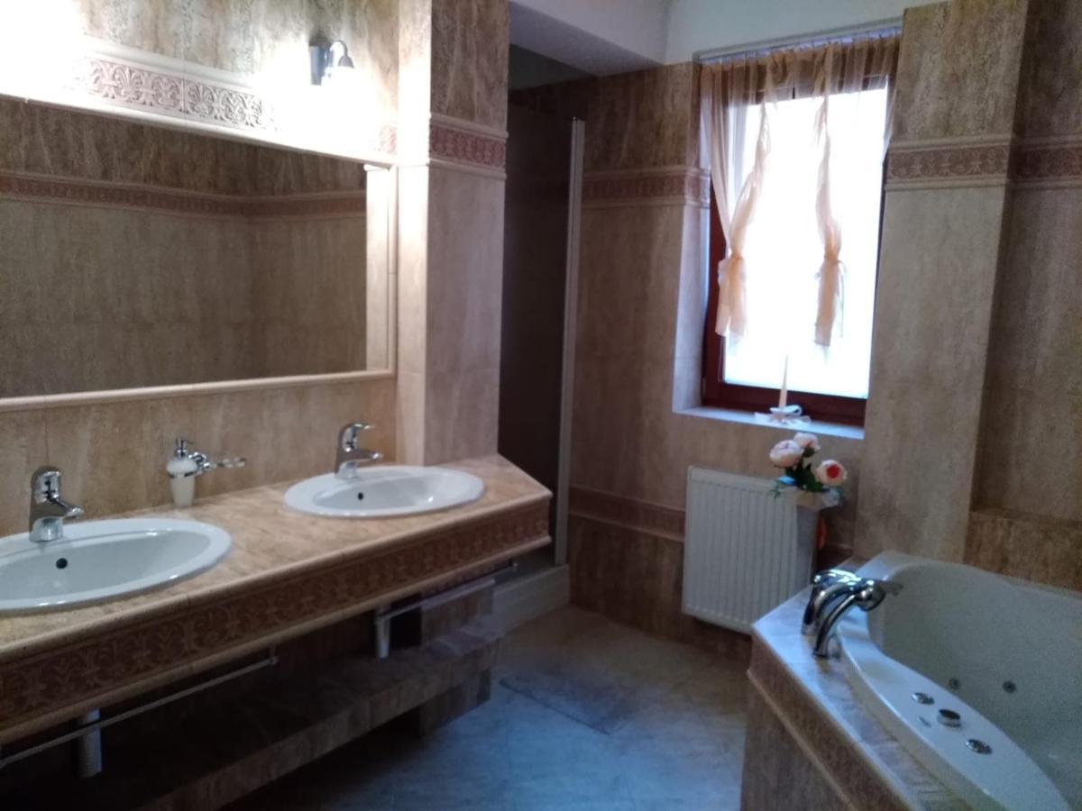Brezno 2 Izbovy Apartman Sabi Εξωτερικό φωτογραφία